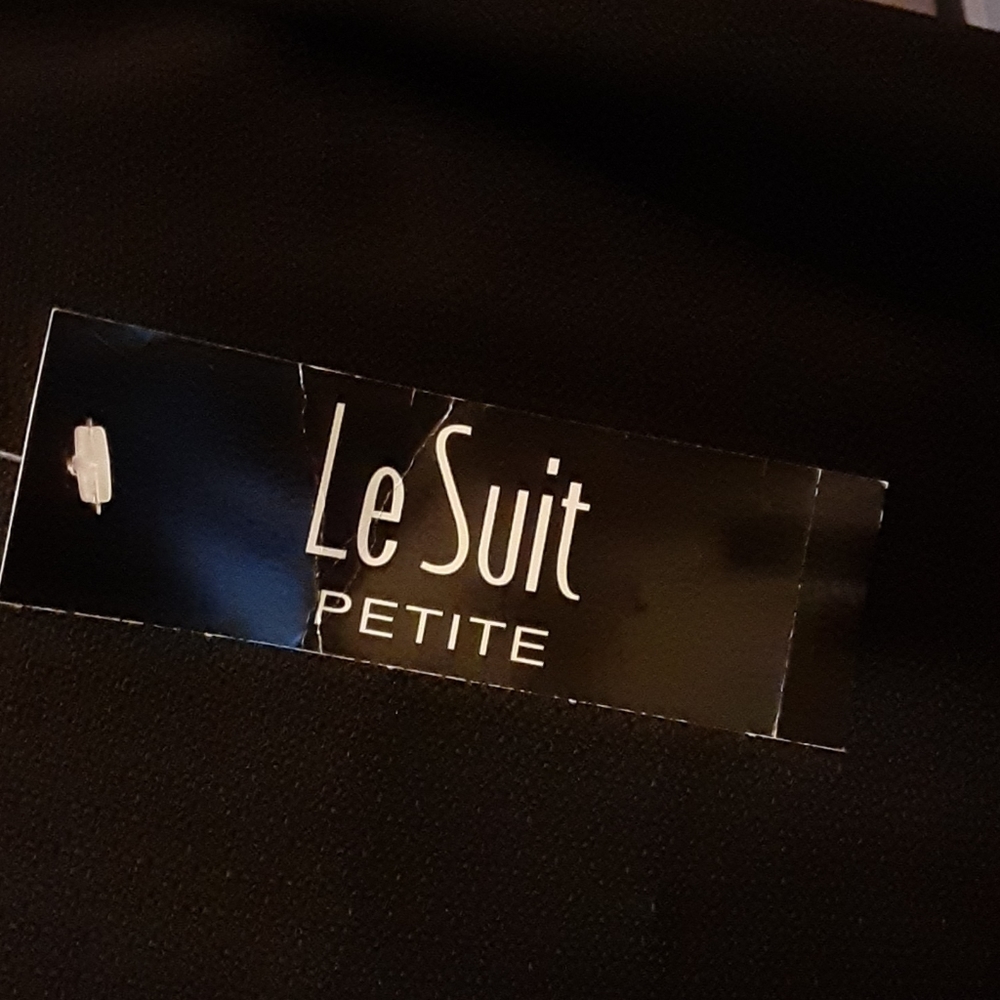 Le Suit Luxemburg Garden black textured fully lined pencil skirt size 8P New… - Picture 3 of 7
